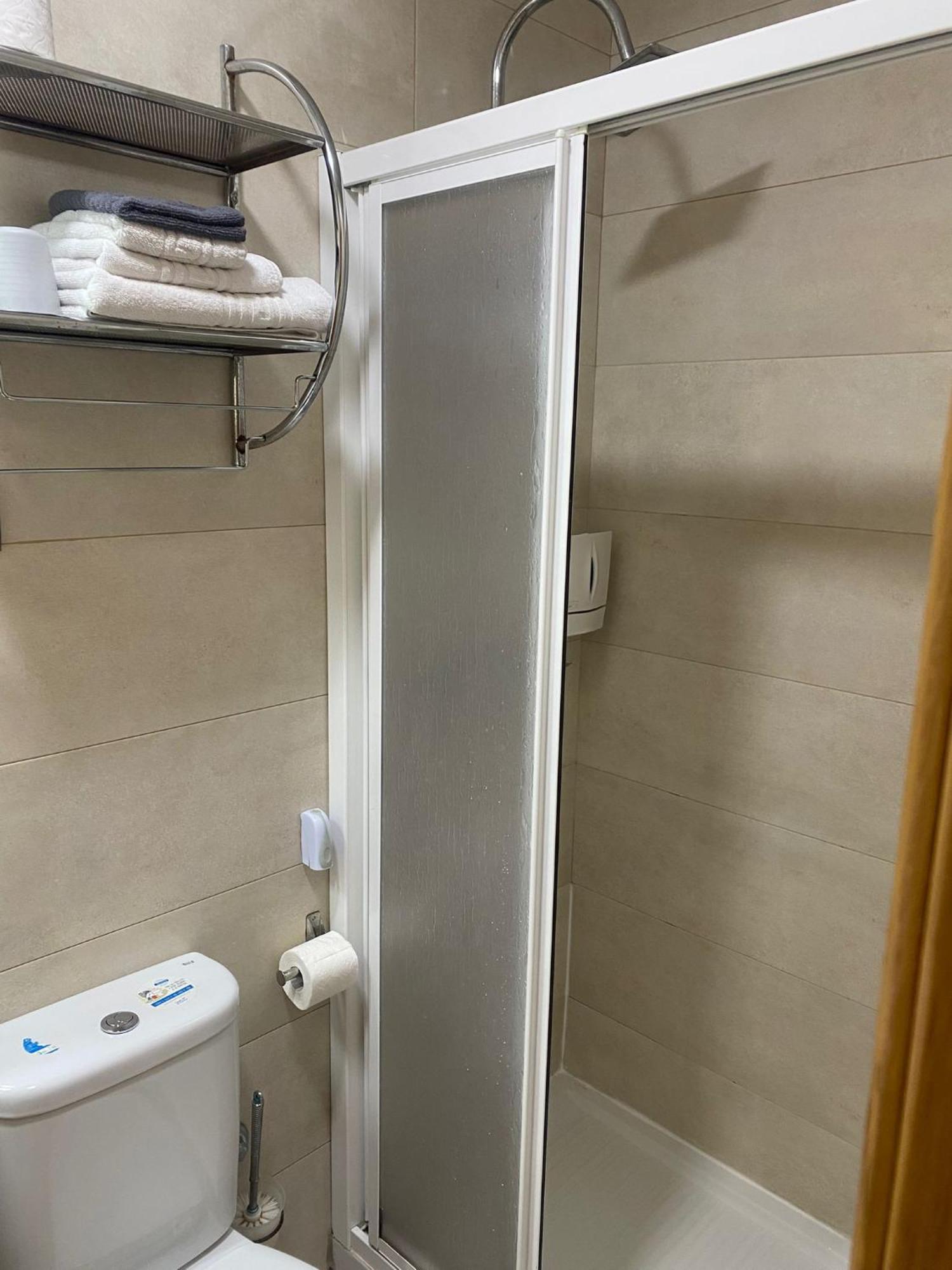 Hostal Retiro Madrid Exterior foto